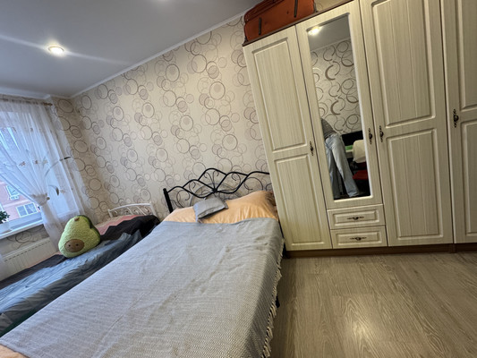 Продам двухкомнатную (2-комн.) квартиру, Луговая ул, 71к4, Яблоновский пгт