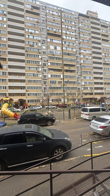 Продам однокомнатную (1-комн.) квартиру, им. Сергея Есенина ул, 110к2, Краснодар г