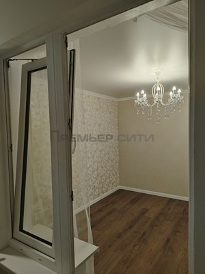 Продам двухкомнатную (2-комн.) квартиру, Минская ул, 41, Калуга г