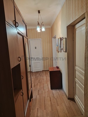 Продам трехкомнатную (3-комн.) квартиру, Луначарского ул, 53, Калуга г