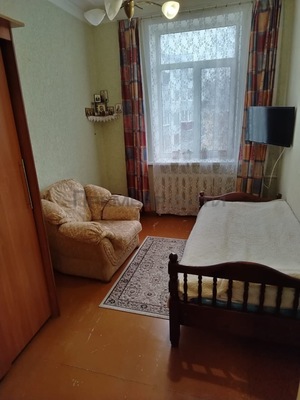 Продам трехкомнатную (3-комн.) квартиру, Луначарского ул, 53, Калуга г