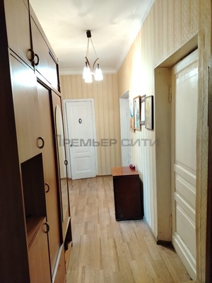 Продам трехкомнатную (3-комн.) квартиру, Луначарского ул, 53, Калуга г