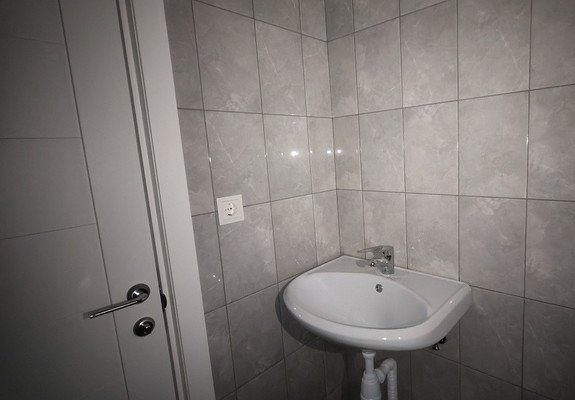 Продам однокомнатную (1-комн.) квартиру, Жигулёвская ул, 4к2, Москва г