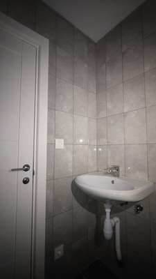 Продам однокомнатную (1-комн.) квартиру, Жигулёвская ул, 4к2, Москва г