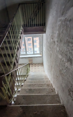 Продам однокомнатную (1-комн.) квартиру, Жигулёвская ул, 4к2, Москва г