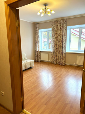 Продам трехкомнатную (3-комн.) квартиру, Заозерная ул, 1, Кузьмоловский гп