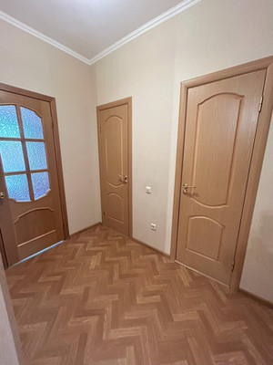 Продам трехкомнатную (3-комн.) квартиру, Заозерная ул, 1, Кузьмоловский гп