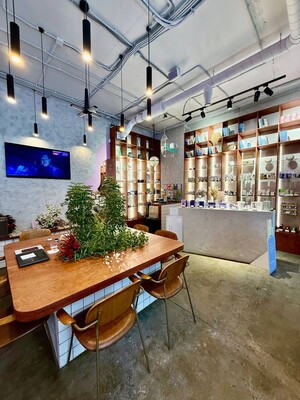 Продам коммерческое помещение 72,2 м2, Лихачёва пр-кт, 10к4, Москва г