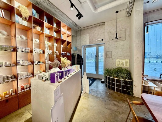 Продам коммерческое помещение 72,2 м2, Лихачёва пр-кт, 10к4, Москва г