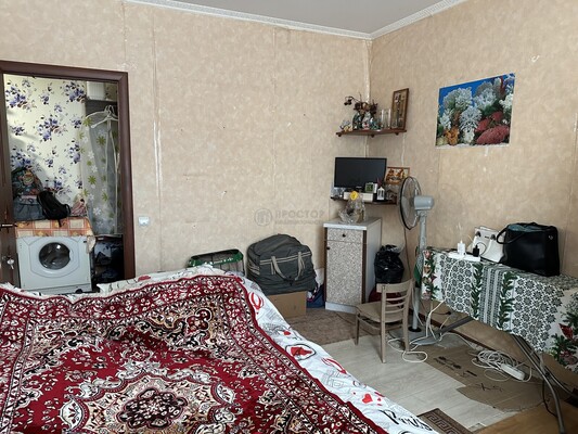 Продам трехкомнатную (3-комн.) квартиру, Бибиревская ул, 15, Москва г