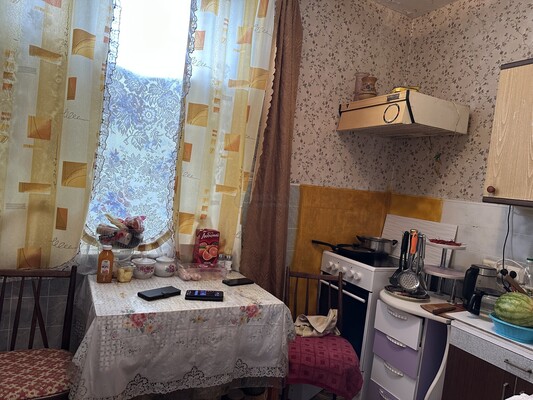 Продам трехкомнатную (3-комн.) квартиру, Бибиревская ул, 15, Москва г