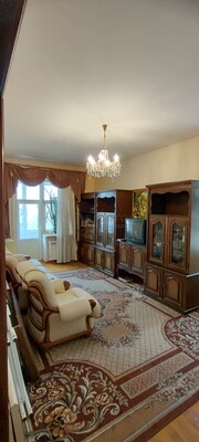 Продам трехкомнатную (3-комн.) квартиру, Ленинский пр-кт, 23, Москва г