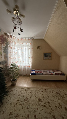 Продам трехкомнатную (3-комн.) квартиру, Студенческий проезд, 8, Ивантеевка г