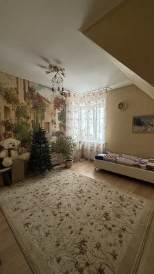 Продам трехкомнатную (3-комн.) квартиру, Студенческий проезд, 8, Ивантеевка г