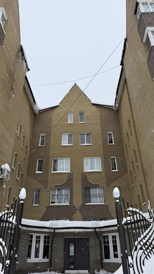 Продам трехкомнатную (3-комн.) квартиру, Студенческий проезд, 8, Ивантеевка г