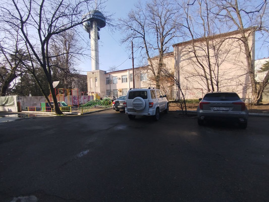 Продам трехкомнатную (3-комн.) квартиру, Маршала Жукова ул, 1, Туапсе г