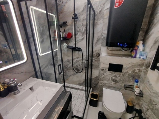 Продам трехкомнатную (3-комн.) квартиру, Маршала Жукова ул, 1, Туапсе г