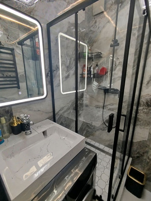 Продам трехкомнатную (3-комн.) квартиру, Маршала Жукова ул, 1, Туапсе г