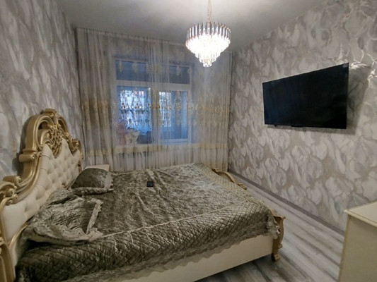 Продам трехкомнатную (3-комн.) квартиру, Маршала Жукова ул, 1, Туапсе г