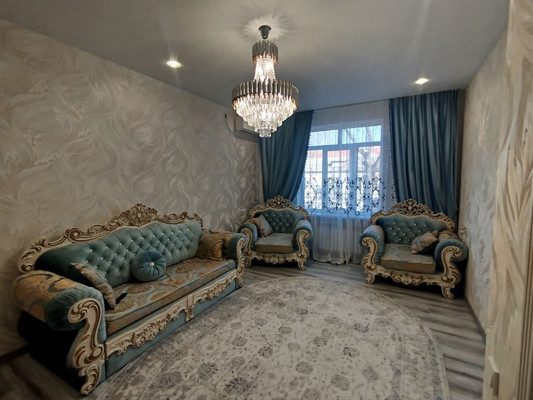 Продам трехкомнатную (3-комн.) квартиру, Маршала Жукова ул, 1, Туапсе г