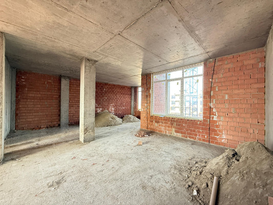 Продам трехкомнатную (3-комн.) квартиру, Ахметова ул, 104, Нальчик г