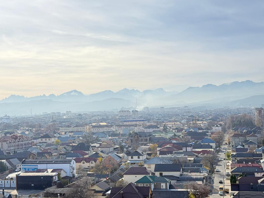 Продам трехкомнатную (3-комн.) квартиру, Ахметова ул, 104, Нальчик г