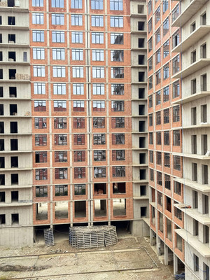 Продам трехкомнатную (3-комн.) квартиру, Ахметова ул, 104, Нальчик г