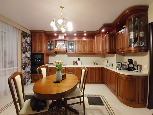 Продам двухкомнатную (2-комн.) квартиру, Крупской ул, 21, Ханты-Мансийск г