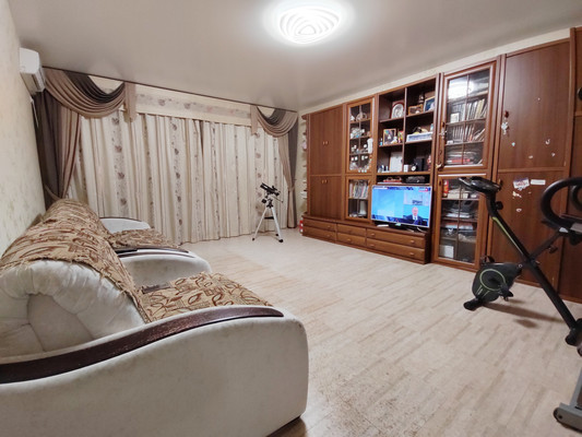 Продам двухкомнатную (2-комн.) квартиру, Крупской ул, 21, Ханты-Мансийск г