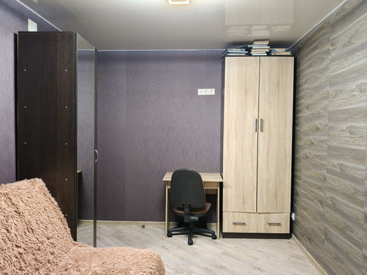 Продам двухкомнатную (2-комн.) квартиру, Сургутская ул, 27кА, Ханты-Мансийск г