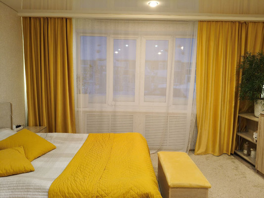 Продам двухкомнатную (2-комн.) квартиру, Сургутская ул, 27кА, Ханты-Мансийск г