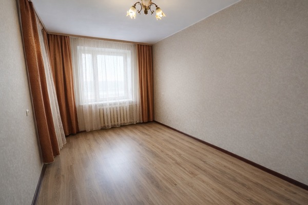 Продам двухкомнатную (2-комн.) квартиру, Полевая ул, 10, Латышская д