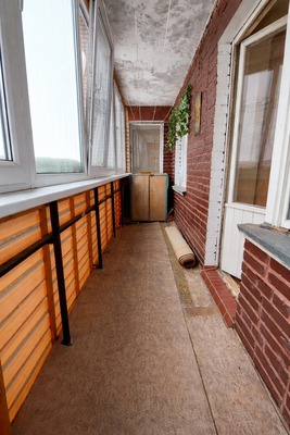 Продам двухкомнатную (2-комн.) квартиру, Полевая ул, 10, Латышская д