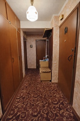 Продам двухкомнатную (2-комн.) квартиру, Полевая ул, 10, Латышская д