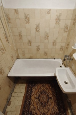 Продам двухкомнатную (2-комн.) квартиру, Полевая ул, 10, Латышская д