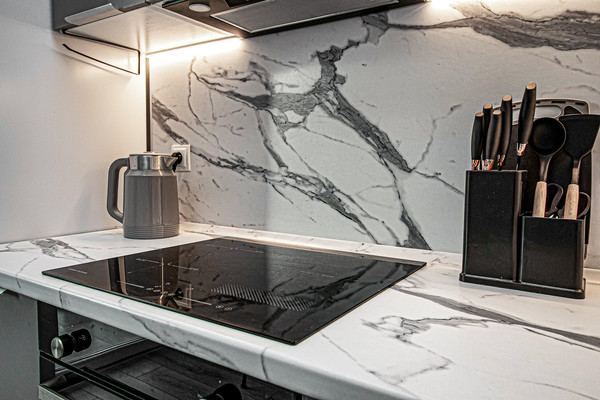 Сдам двухкомнатную (2-комн.) квартиру, им. генерала Корнилова ул, 16, Краснодар г