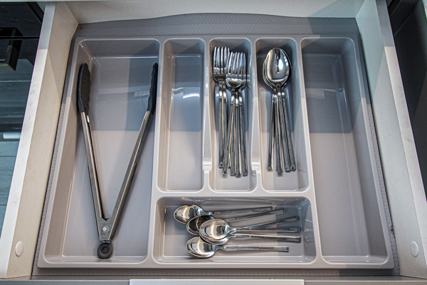 Сдам двухкомнатную (2-комн.) квартиру, им. генерала Корнилова ул, 16, Краснодар г