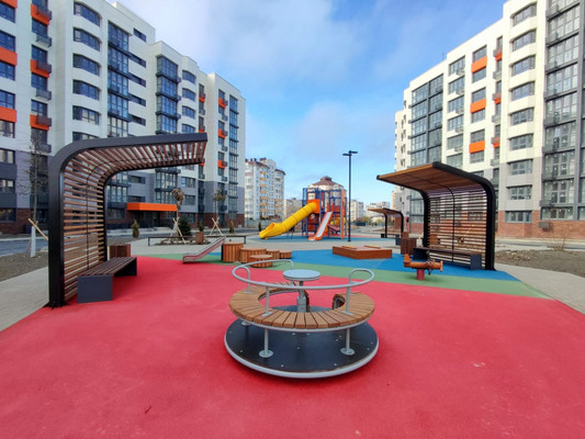 Продам двухкомнатную (2-комн.) квартиру, Крылова ул, 13к2, Анапа г