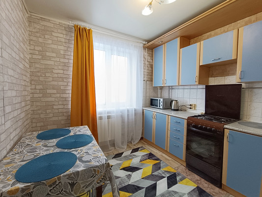 Сдам однокомнатную (1-комн.) квартиру, Футбольная ул, 2, Иваново г