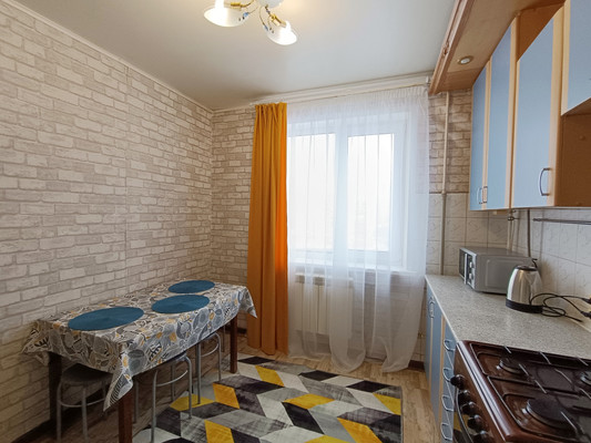 Сдам однокомнатную (1-комн.) квартиру, Футбольная ул, 2, Иваново г