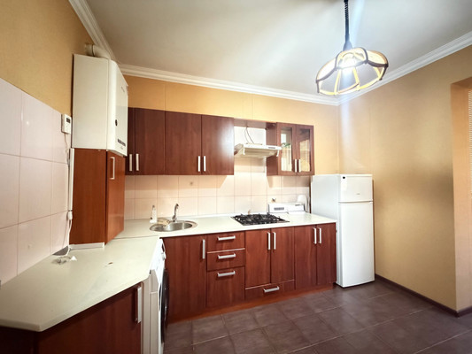 Продам однокомнатную (1-комн.) квартиру, Ахохова ул, 190ка, Нальчик г