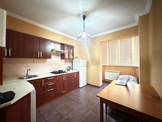 Продам однокомнатную (1-комн.) квартиру, Ахохова ул, 190ка, Нальчик г