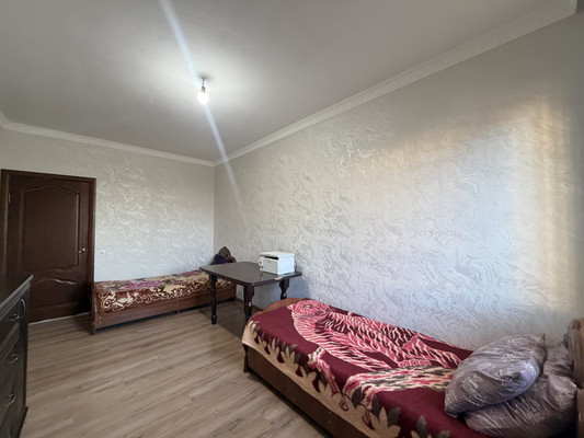 Продам однокомнатную (1-комн.) квартиру, Ахохова ул, 190ка, Нальчик г