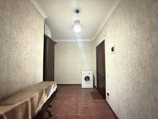 Продам однокомнатную (1-комн.) квартиру, Ахохова ул, 190ка, Нальчик г