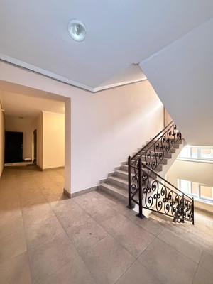 Продам двухкомнатную (2-комн.) квартиру, Чернышевского ул, 201кб, Нальчик г