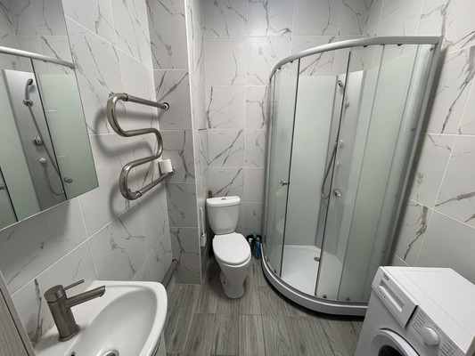 Продам однокомнатную (1-комн.) квартиру, Молодежная ул, 26б, Речицы с