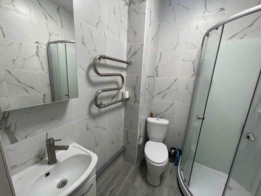 Продам однокомнатную (1-комн.) квартиру, Молодежная ул, 26б, Речицы с