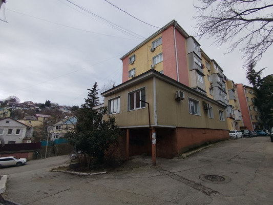 Продам однокомнатную (1-комн.) квартиру, Армавирская ул, 8, Туапсе г