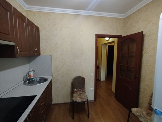 Продам однокомнатную (1-комн.) квартиру, Армавирская ул, 8, Туапсе г