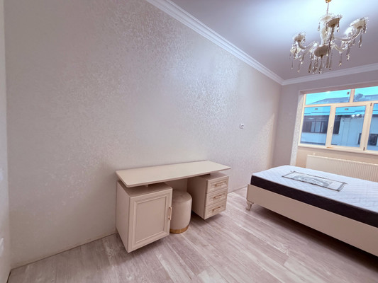 Продам двухкомнатную (2-комн.) квартиру, Солнечная ул, 8к4, Нальчик г